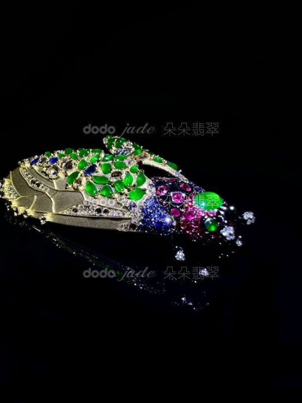 高級緬料翡翠-胸針-昆蟲