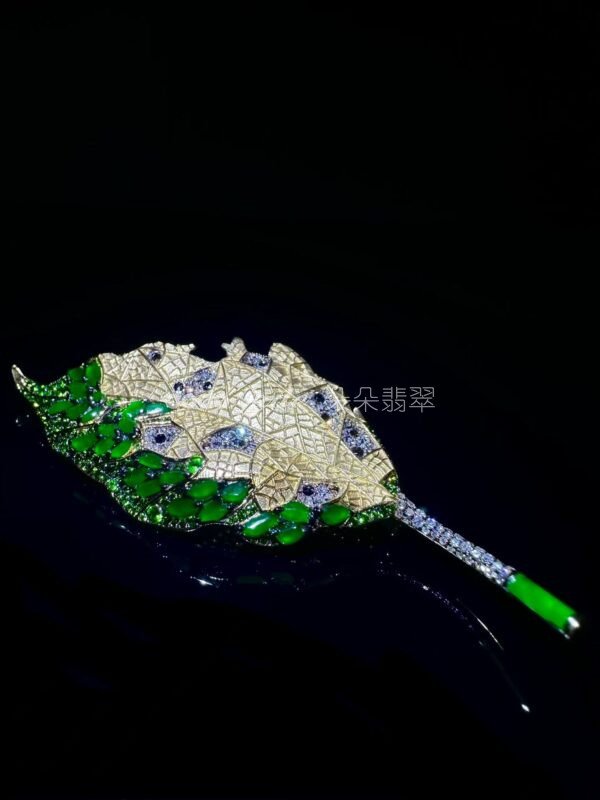 高級緬料翡翠-胸針-秋葉
